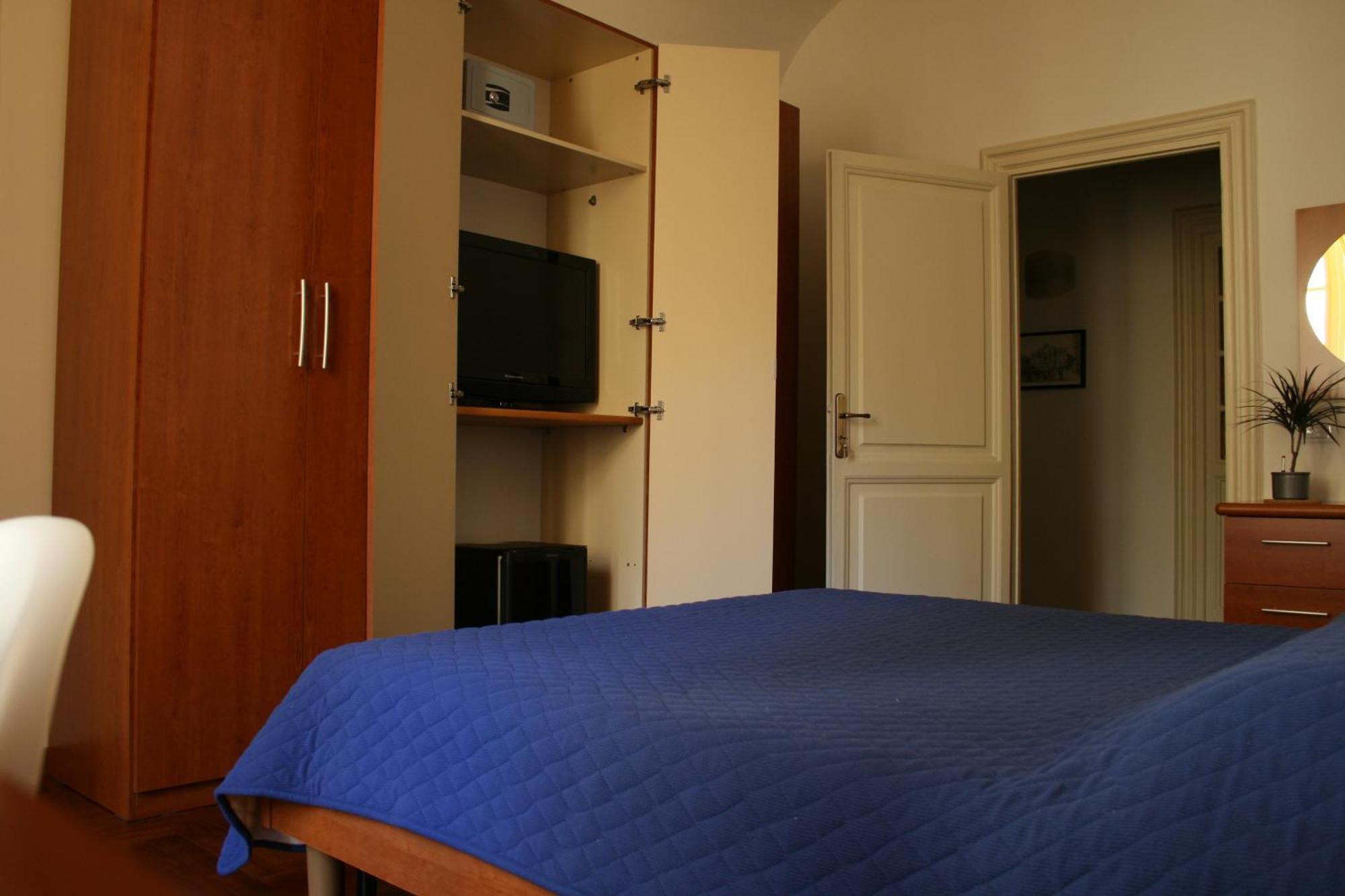 Stefano Сasa de vacaciones Roma